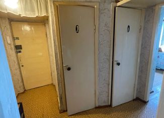 Продажа двухкомнатной квартиры, 43 м2, Кумертау, улица Калинина, 6