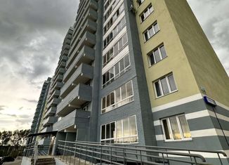 Продажа трехкомнатной квартиры, 64.3 м2, Киров, Современная улица, 13, Ленинский район