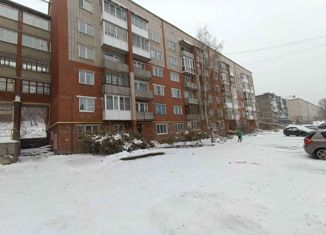 4-комнатная квартира на продажу, 75 м2, Красноуфимск, улица Куйбышева, 63