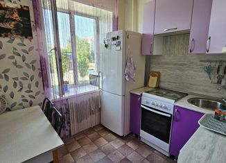 Трехкомнатная квартира на продажу, 54.8 м2, Сибай, улица Горького, 88