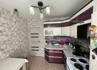 Продажа 3-ком. квартиры, 72.5 м2, Алтайский край, улица Сергея Семёнова, 17