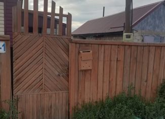 Продается 3-комнатная квартира, 62.9 м2, поселок городского типа Благовещенка, улица Колядо, 18