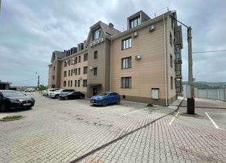 Продам 3-комнатную квартиру, 90.9 м2, Находка, улица Врубеля, 8