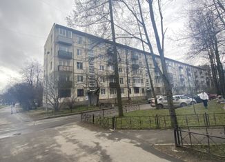 Продается трехкомнатная квартира, 55.46 м2, Санкт-Петербург, Брюсовская улица, 12, муниципальный округ Пискарёвка