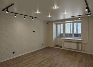 Продаю квартиру студию, 21 м2, село Чигири, улица Василенко, 7