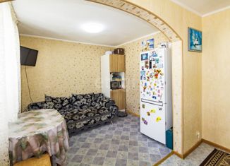 Продаю 3-комнатную квартиру, 57 м2, Заводоуковск, Глазуновская улица, 7