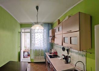 Продаю трехкомнатную квартиру, 78 м2, Кемеровская область, Комсомольский проспект, 51