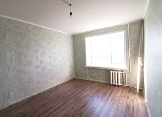 Продам комнату, 61 м2, Соликамск, улица Кирова, 5