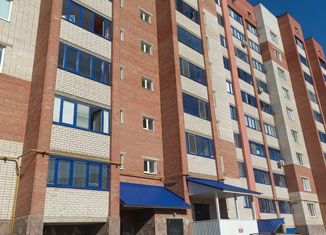 Продаю 1-комнатную квартиру, 38.1 м2, село Мариинский, Лазурная улица, 17