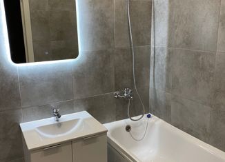 Продается 1-ком. квартира, 38 м2, Уфа, улица Орджоникидзе, 19/2кА, ЖК Черниковские Высотки