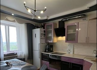 Продаю 1-ком. квартиру, 49 м2, Самара, метро Спортивная, улица Карбышева, 61