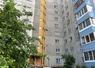 Продаю 3-комнатную квартиру, 72.1 м2, Курганская область, 6-й микрорайон, 17