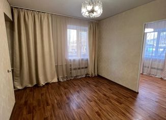 Продаю двухкомнатную квартиру, 42 м2, село Ташла, улица Довженко, 42