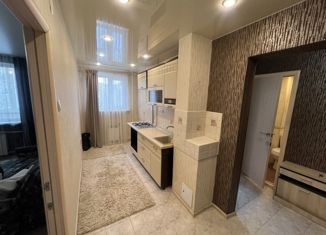Продам 2-ком. квартиру, 42.8 м2, Екатеринбург, улица Тверитина, 11, улица Тверитина