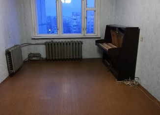 Продажа 3-комнатной квартиры, 64.3 м2, Новочебоксарск, улица 10-й Пятилетки, 72