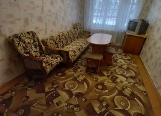 Двухкомнатная квартира на продажу, 45 м2, Брянск, улица Горбатова, 9