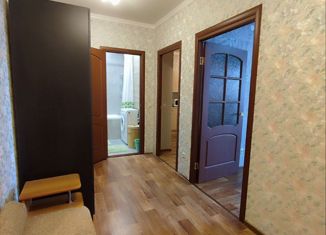Сдается в аренду однокомнатная квартира, 47.4 м2, Свердловская область, улица Амундсена, 68Б