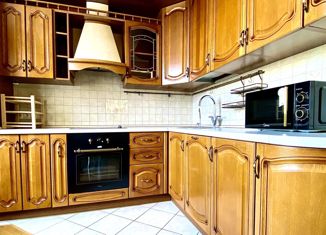 Продам 2-комнатную квартиру, 58.7 м2, Москва, Тарутинская улица, 1, Тарутинская улица