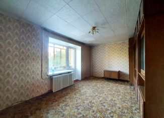 Продаю 2-ком. квартиру, 42.3 м2, Северск, улица Курчатова, 15