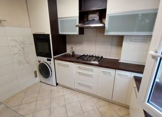 Продажа 3-комнатной квартиры, 58.5 м2, Тульская область, улица Тургенева, 2