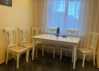 Продается 4-комнатная квартира, 62 м2, Кинешма, улица Аристарха Макарова, 62