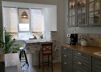 2-ком. квартира на продажу, 72 м2, Самара, улица Братьев Коростелёвых, 66А, Самарский район