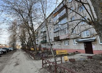 Продаю 2-комнатную квартиру, 45 м2, Навашино, улица Воровского, 46