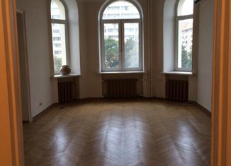 Продаю трехкомнатную квартиру, 110 м2, Москва, Садовая-Триумфальная улица, 4/10, Садовая-Триумфальная улица