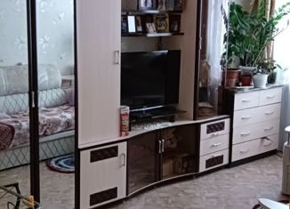 Продаю 3-ком. квартиру, 61 м2, Соликамск, улица Металлургов, 55