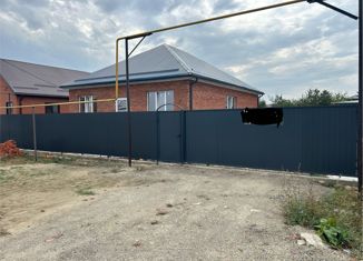 Продается дом, 96 м2, поселок городского типа Ильский, Центральная площадь