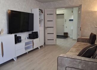 Продаю 3-комнатную квартиру, 80 м2, Лиски, улица Титова, 28/2