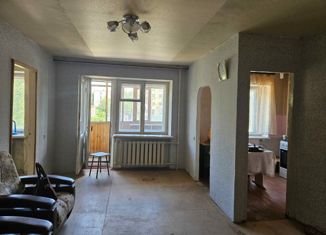 Продажа 2-комнатной квартиры, 45 м2, Асбест, проспект Ленина, 20