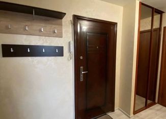 Продам 2-ком. квартиру, 47.7 м2, Екатеринбург, улица Амундсена, 71, Ленинский район