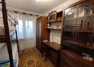 Продам трехкомнатную квартиру, 65.6 м2, Кемеровская область, проспект Шахтёров, 16