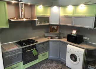 Продаю 1-ком. квартиру, 40.9 м2, село Октябрьский, село Октябрьский, 16