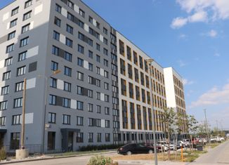 Продам 1-комнатную квартиру, 28.7 м2, Екатеринбург, метро Ботаническая, улица Чемпионов, 15