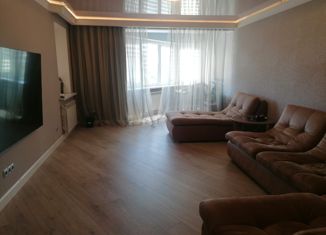 Продам четырехкомнатную квартиру, 135 м2, Сосновый Бор, Липовский проезд, 5А