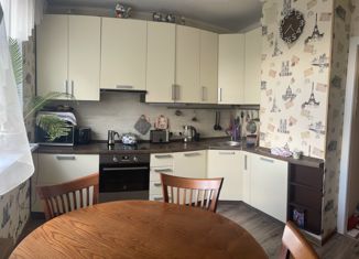 Продам 2-ком. квартиру, 59 м2, Москва, улица Намёткина, 1, улица Намёткина