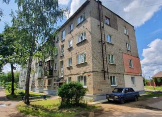 Продаю 1-ком. квартиру, 29.6 м2, Торжок, улица Завидова, 1