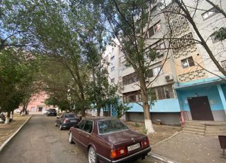 Продам 4-ком. квартиру, 90 м2, Элиста, 7-й микрорайон, 4к4, 7-й микрорайон