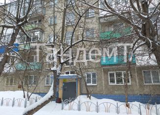 Продается двухкомнатная квартира, 44.7 м2, Омская область, проспект Менделеева, 23А