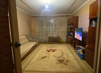 Продаю 4-ком. квартиру, 91.3 м2, Черкесск, микрорайон Пештера, улица Космонавтов, 16