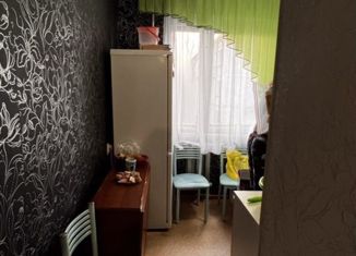 Продаю 4-ком. квартиру, 60 м2, Иркутск, проспект Маршала Жукова, 82