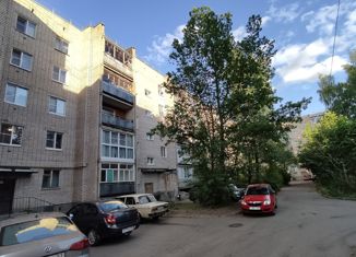 Продажа четырехкомнатной квартиры, 74.8 м2, Великий Новгород, переулок Юннатов, 7