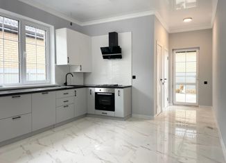 Продам дом, 115 м2, посёлок городского типа Яблоновский, Первомайская улица