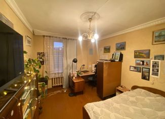 Продам 2-комнатную квартиру, 50.4 м2, Мурманск, улица Самойловой, 5