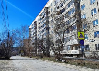 Продам 1-комнатную квартиру, 37 м2, Екатеринбург, улица Дарвина, 15, улица Дарвина