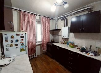 Продам 1-комнатную квартиру, 30 м2, Каменск-Шахтинский, Спортивная улица