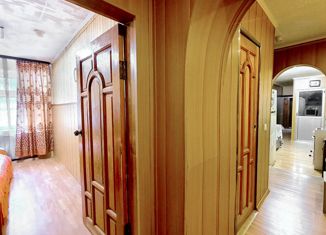 Продаю четырехкомнатную квартиру, 66.2 м2, Находка, улица Арсеньева, 17