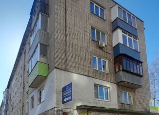 Продается 4-комнатная квартира, 62.7 м2, Ярославская область, проспект Машиностроителей, 2А